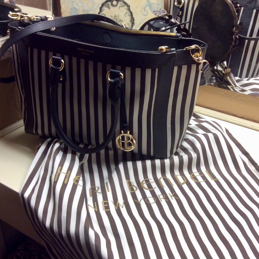 Henri Bendel bag